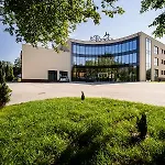 Hotel Trzebnica 호텔 4*