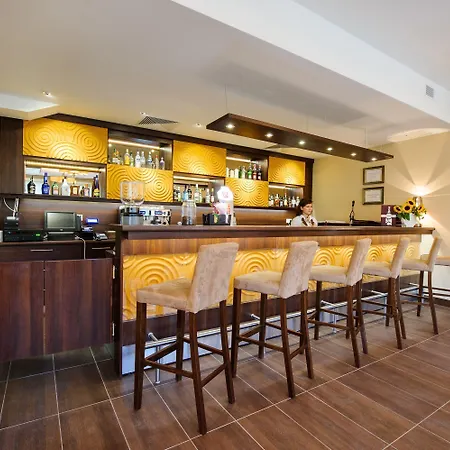 Hotel Trzebnica 4* Trzebnica