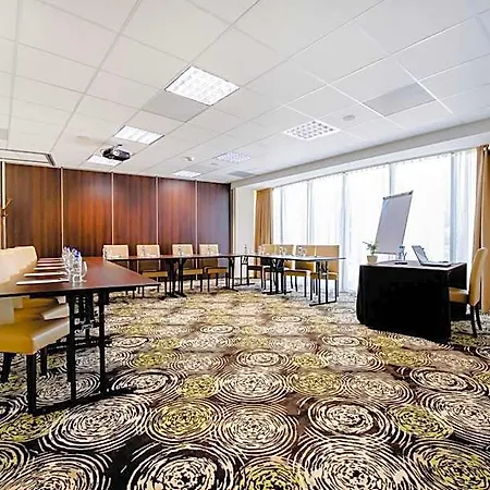 Hotel Trzebnica 4*