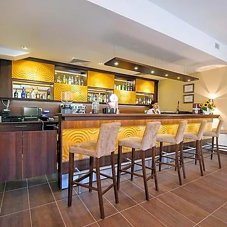 Hotel Trzebnica 4* Trzebnica