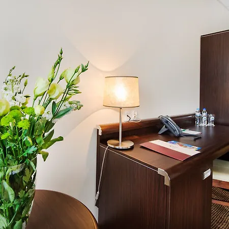 Hotel Hotel Trzebnica 4*