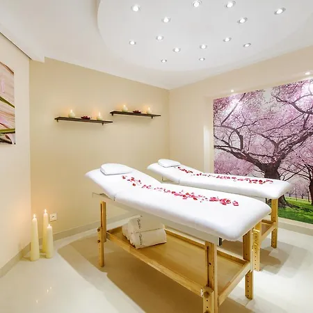 Hotel Hotel Trzebnica 4*