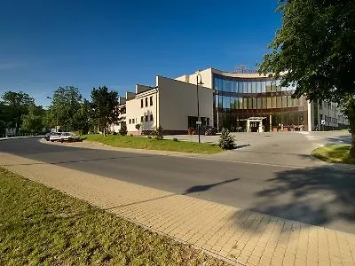 Hotel Trzebnica 4*
