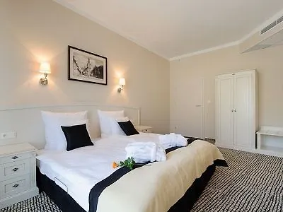 Hotell Hotel Trzebnica Trzebnica