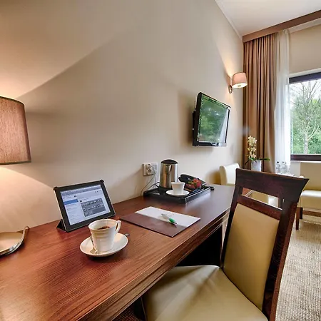 Hotel Trzebnica Hotel 4*
