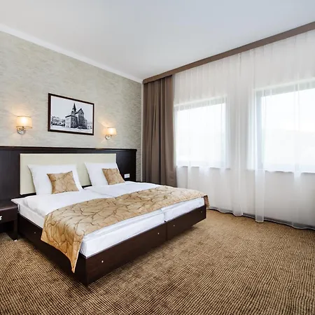 Hotel Trzebnica Hotell