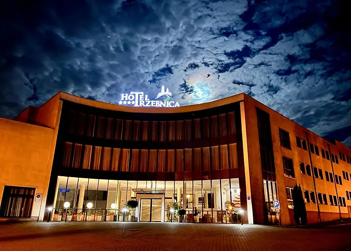 Hotel Trzebnica Hotel 4*